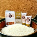 Rice Whitening And Glowing Facial Kit - Image 2